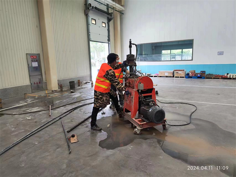 江达厂房地面下沉塌陷注浆加固施工